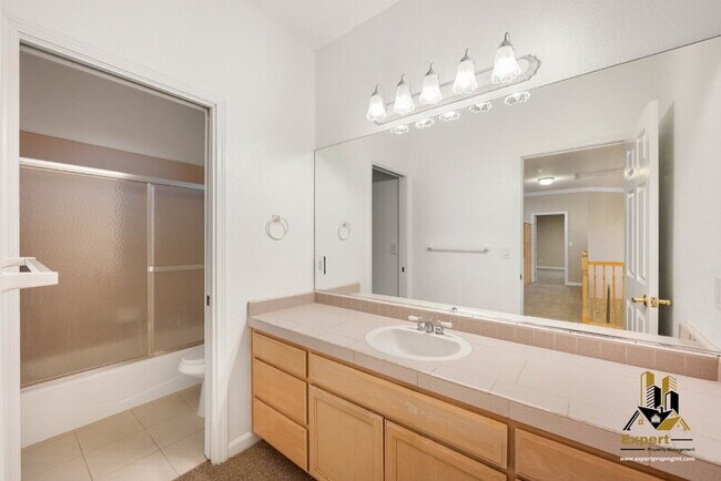 Building Photo - 5291 Bryant Rd