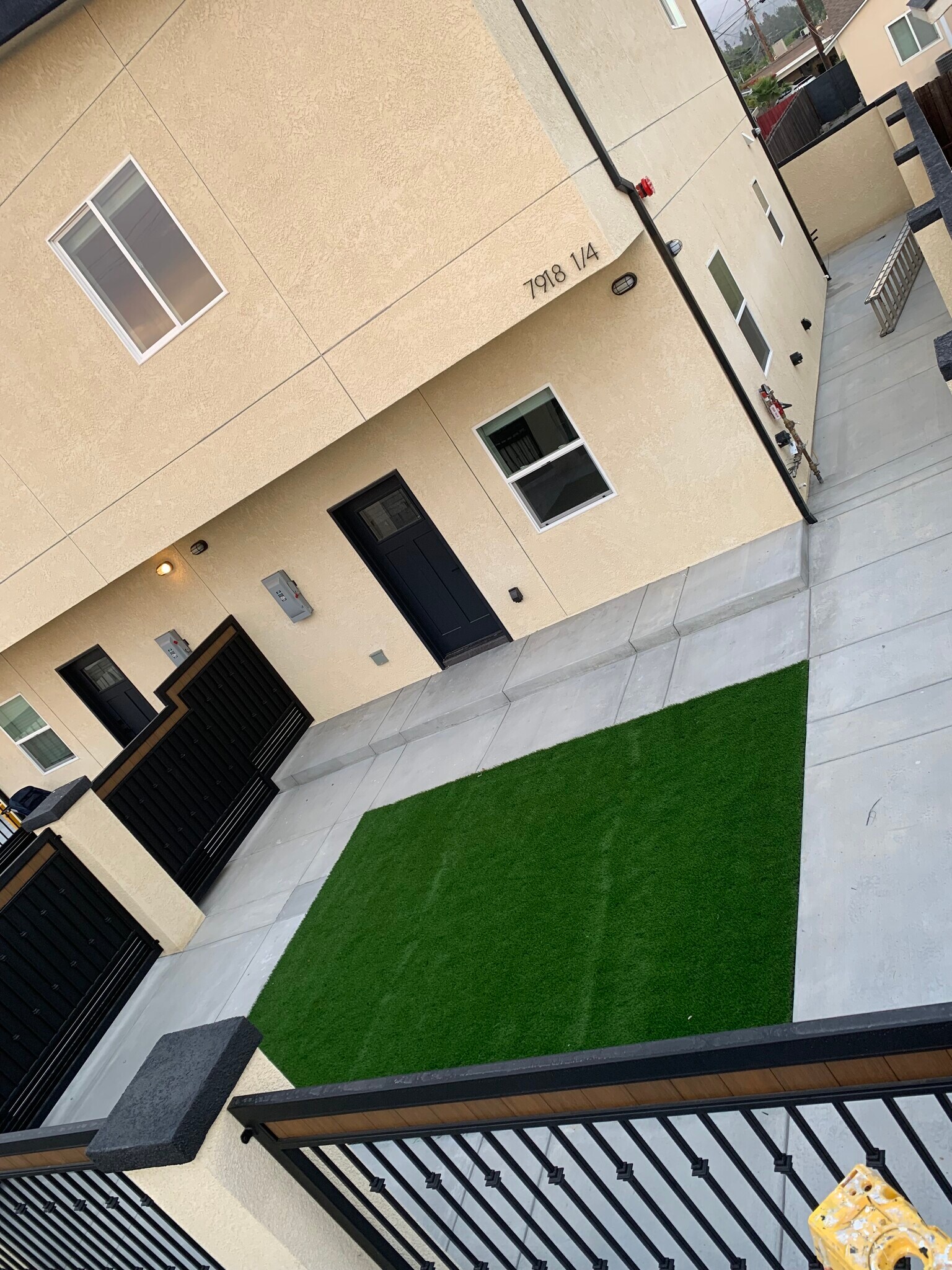 Front private yard - 7918 Goll Ave