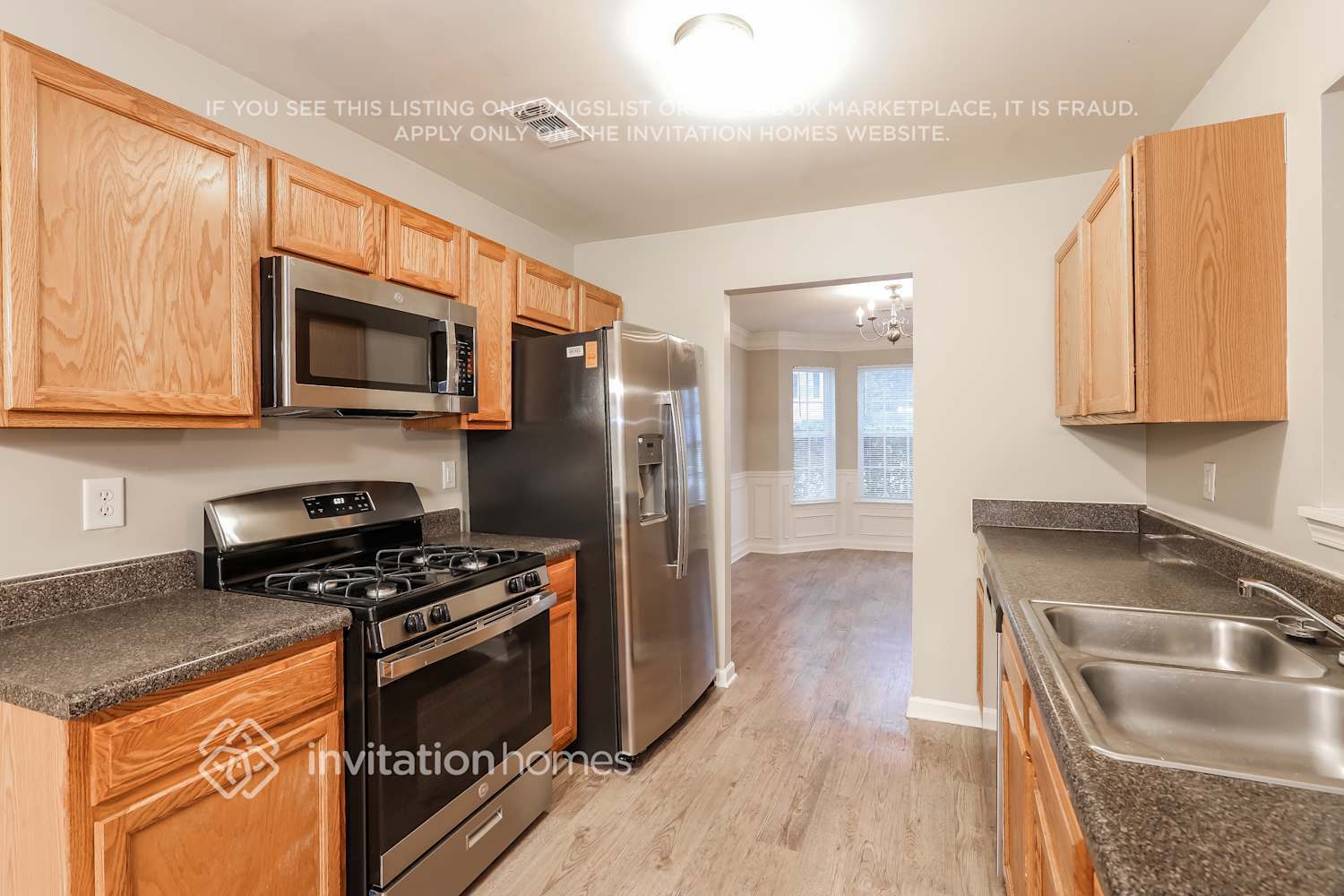 Building Photo - 1147 Oak Hollow Ln