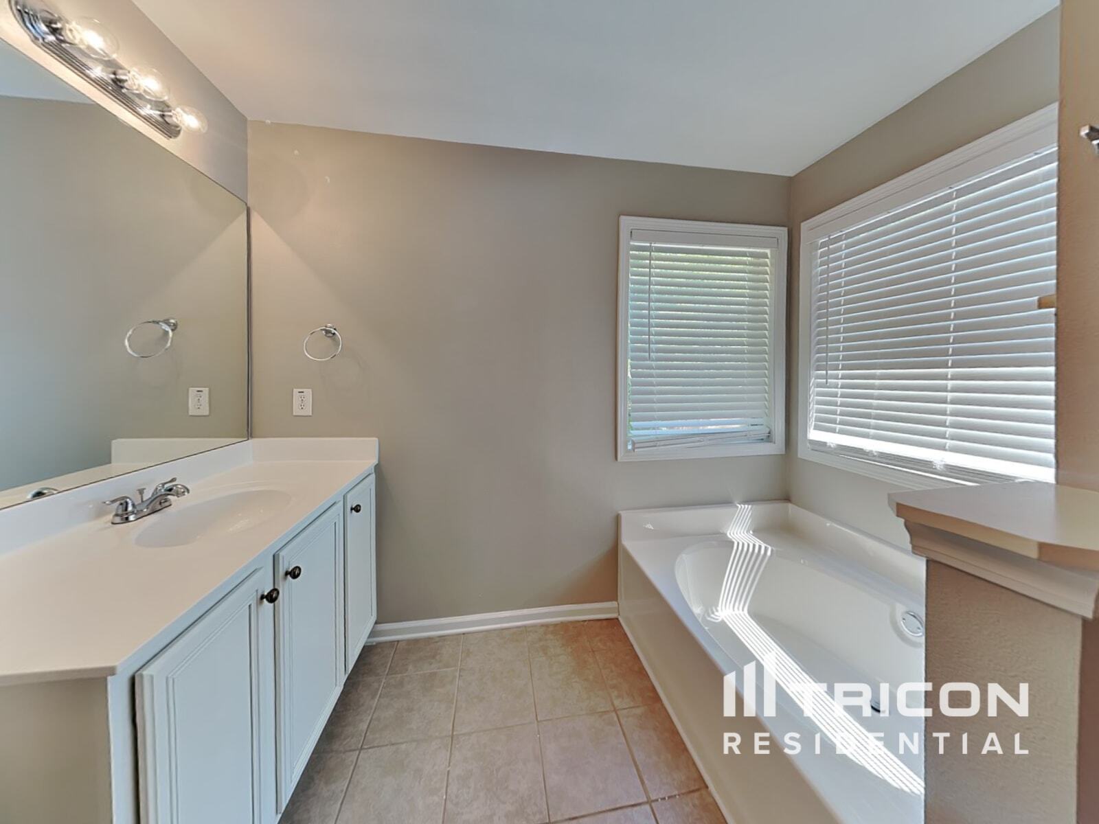 Building Photo - 9607 Rushmore Cir