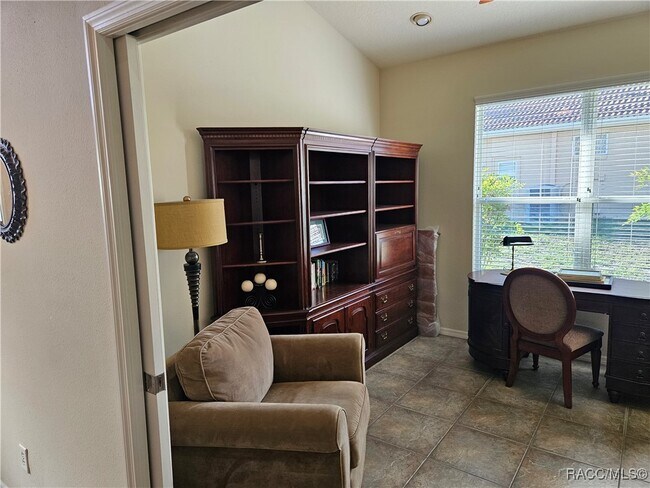 Building Photo - 1369 W Diamond Shore Loop