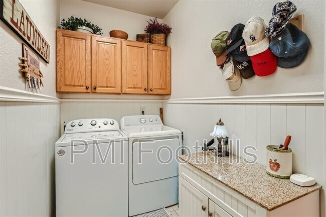 Building Photo - 1852 S Jay Ct
