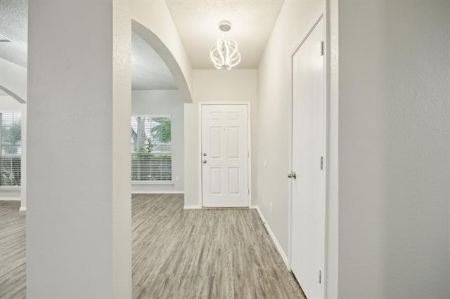 Building Photo - 549 Seminole Trail