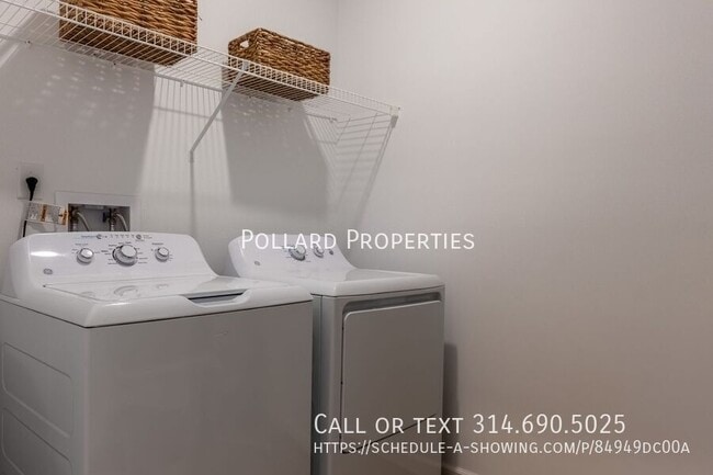 Building Photo - 809 Parkview Dr