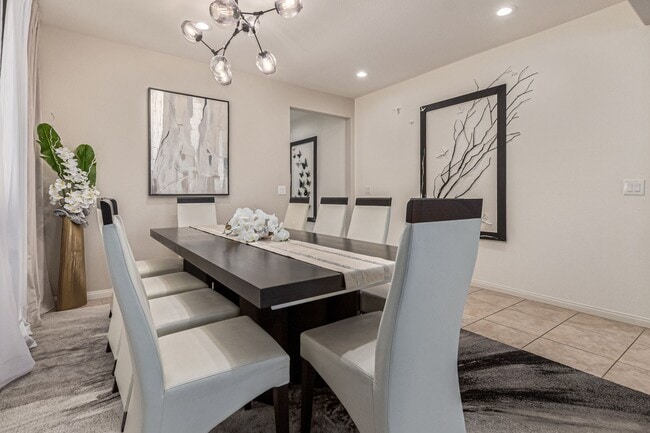 Building Photo - MODERN DESIGNED 4-BED, 3-BATH HOME IN SOUT...