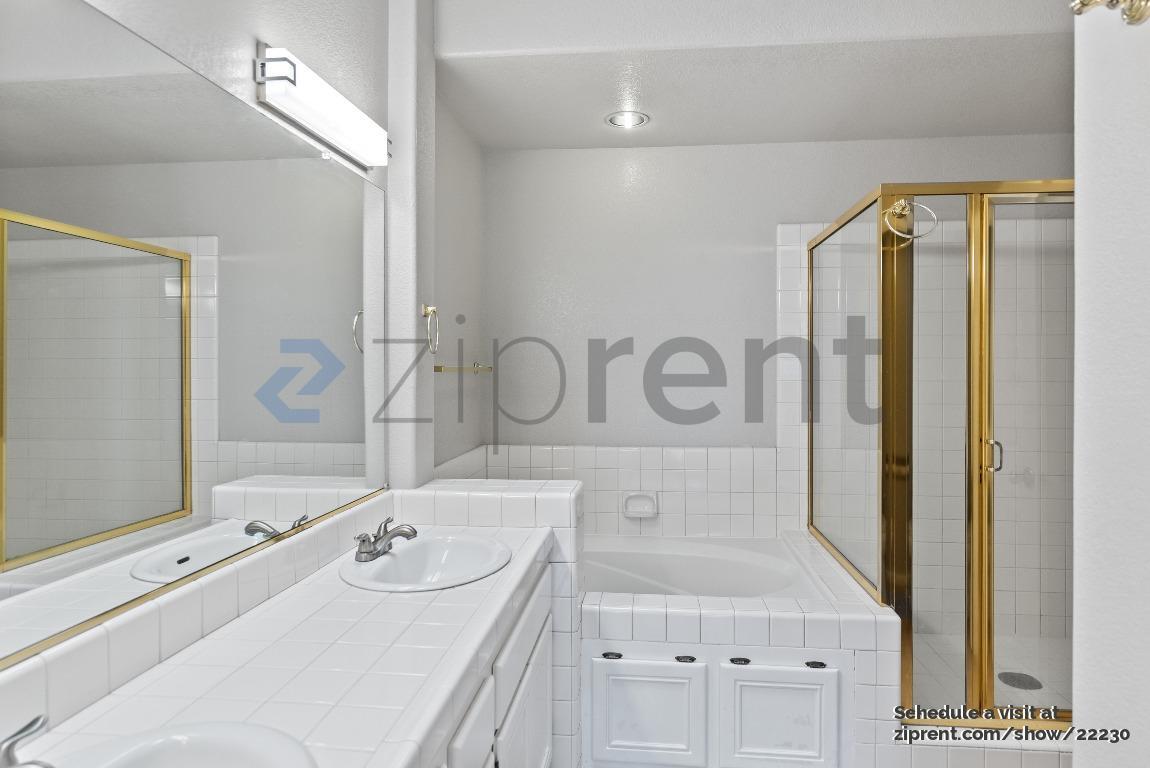 Building Photo - 437 Camille Cir