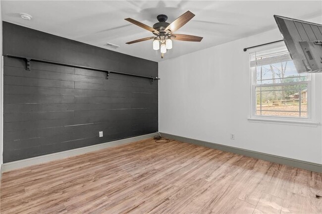 Building Photo - 4409 Doc Sams Rd