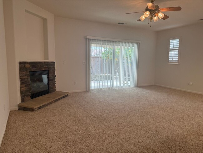 Building Photo - Hampton Park