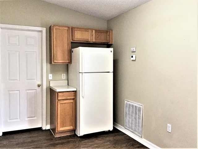 Building Photo - 2063 Corner Meadow Cir