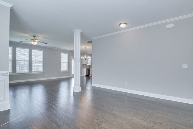 Building Photo - Beautiful 4 Bedroom 2.5 Bath in Grovetown!