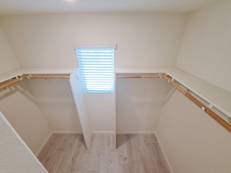Building Photo - 240 Alboran Sea Cir