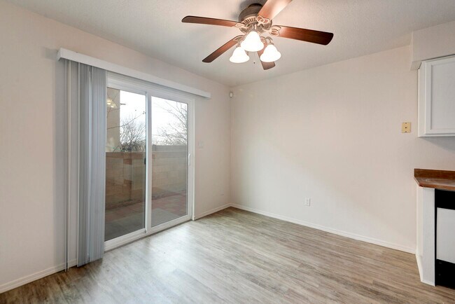 Building Photo - 3123 Mountainside Pkwy NE