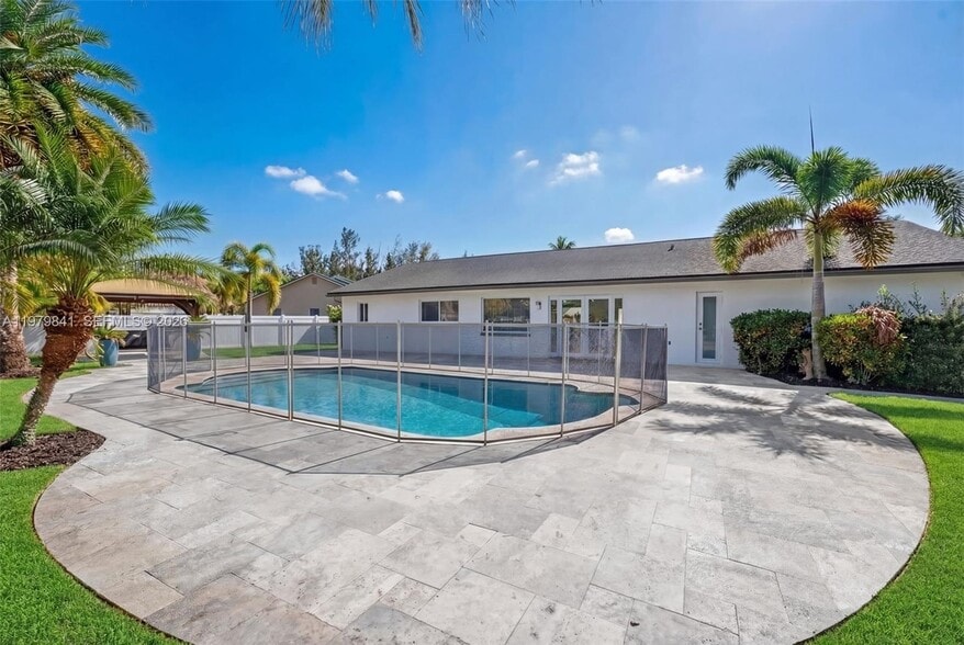 Building Photo - 8695 SW 51st Pl