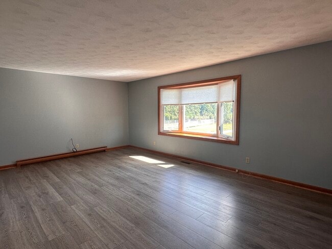Building Photo - 3206 W 1000 N