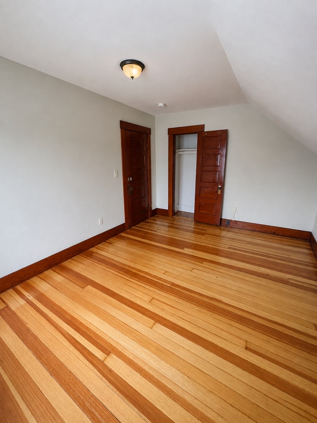 Building Photo - Spacious 4-Bedroom Home with Garage, Fenced Yard & Historic Character | Rochester, NH