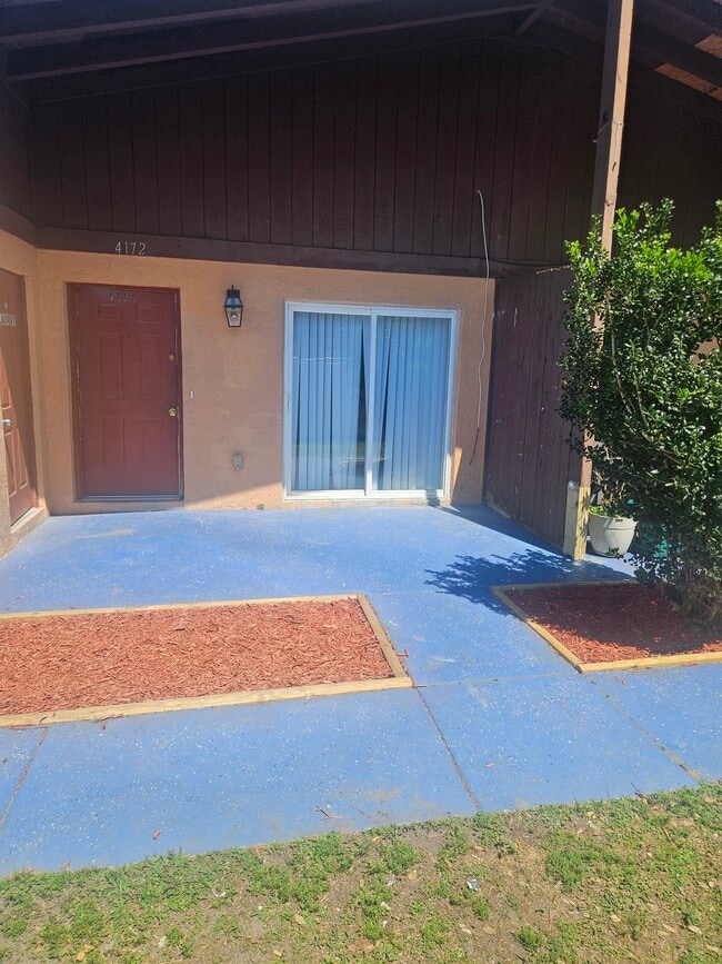 Building Photo - 4172 Corsair Ave