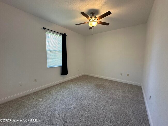 Building Photo - 616 Manatee Bay Dr