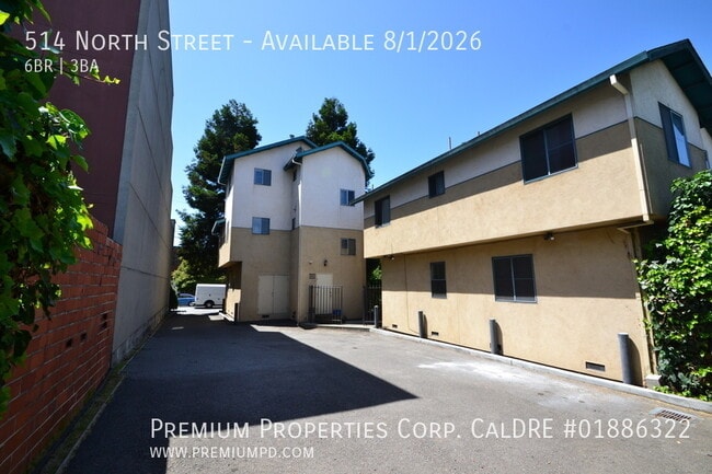 Building Photo - 514 North St