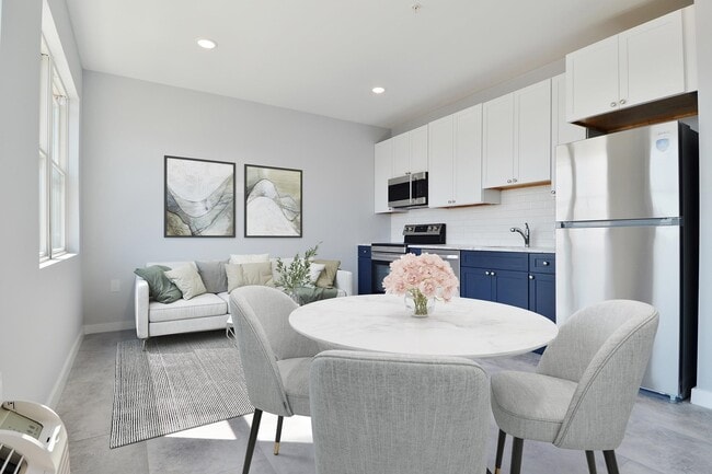 Building Photo - 82-84 E 31ST St