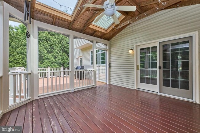 Building Photo - 2859 Cherry Branch Ln