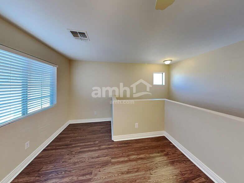 Building Photo - 10045 E Calypso Cir