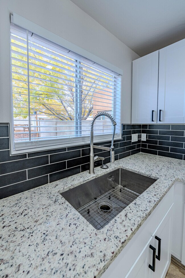 Building Photo - 9605 Weems Ave SW