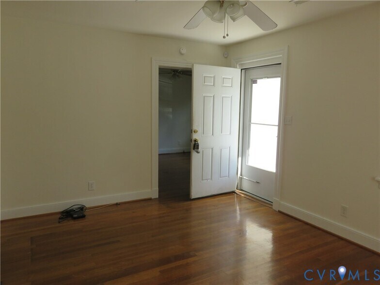 Building Photo - 2120 Shirleydale Ave