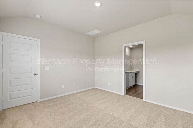 Building Photo - 166 Sterling River Ln