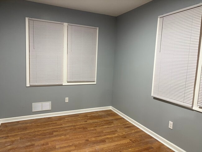 Building Photo - 15886 Northlawn St