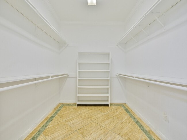 Building Photo - 12660 Briar Patch Dr