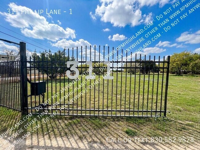 Building Photo - 311 Phillip Ln