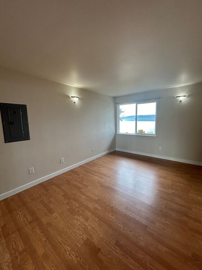 Building Photo - George, M (1332 Penn Cove Road)
