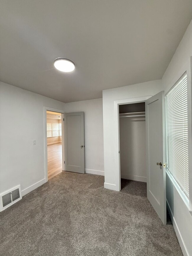 Building Photo - Completely Updated 4-Bedroom Home in Ogden!