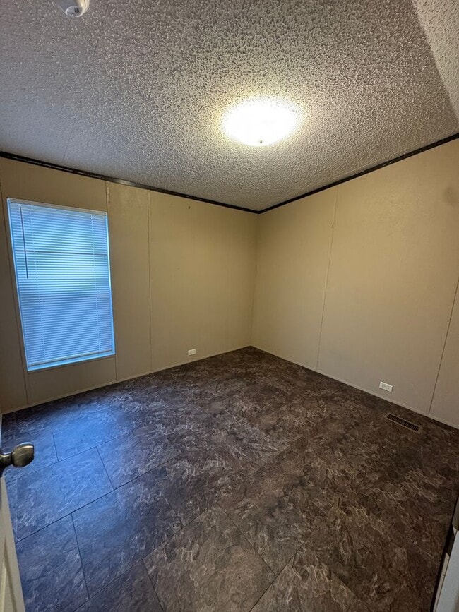 Building Photo - 20 Restful Pl