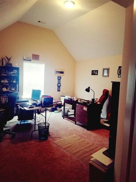 Building Photo - 3041 Haynes Station Dr