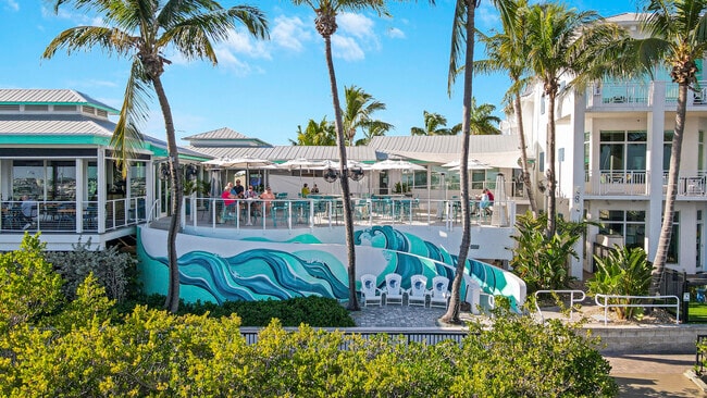 Building Photo - 675 NW Flagler Ave