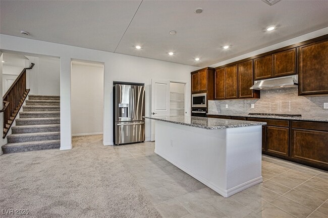 Building Photo - 7420 Legacy Pt St