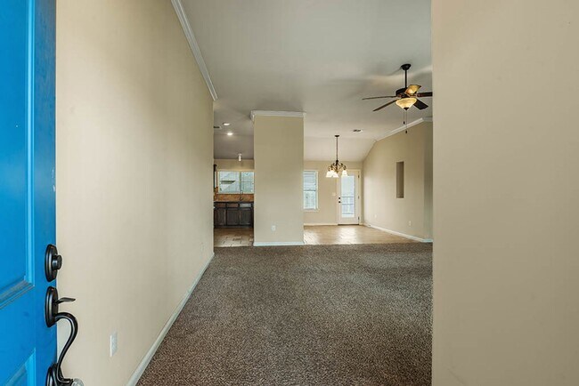 Building Photo - 4701 Apatite Bluff Dr