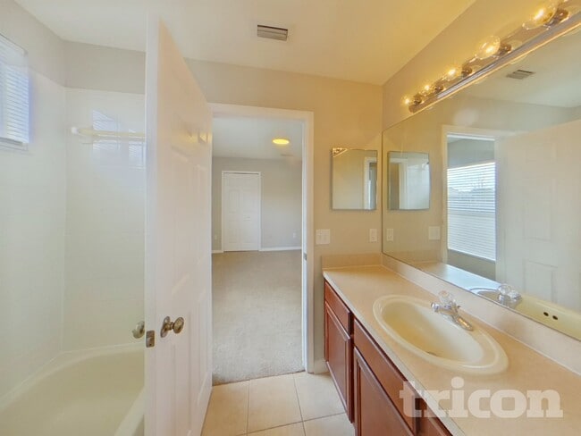 Building Photo - 4412 Windmill Pointe Dr