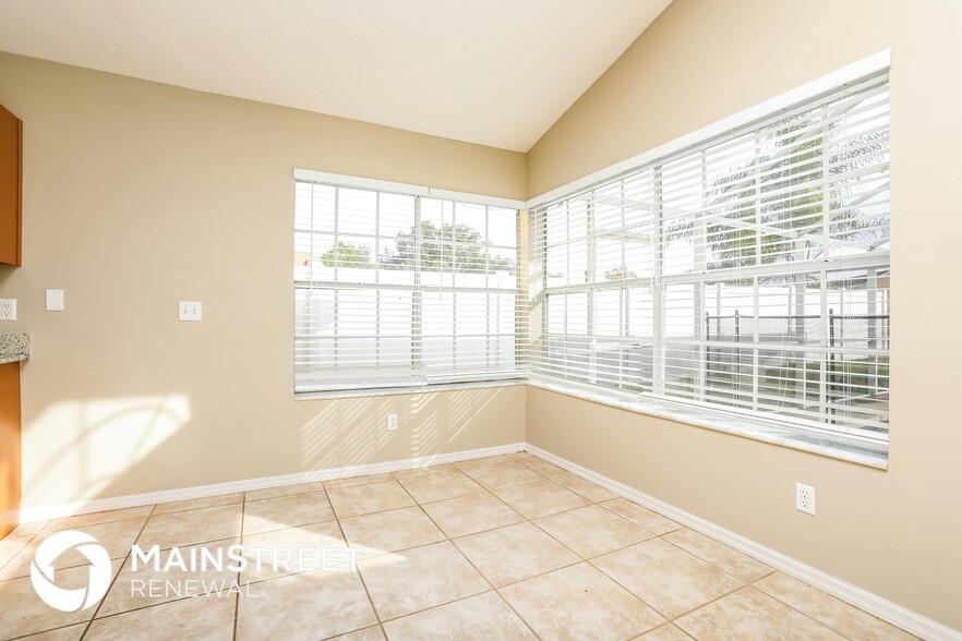 Building Photo - 2566 Davenport Cir