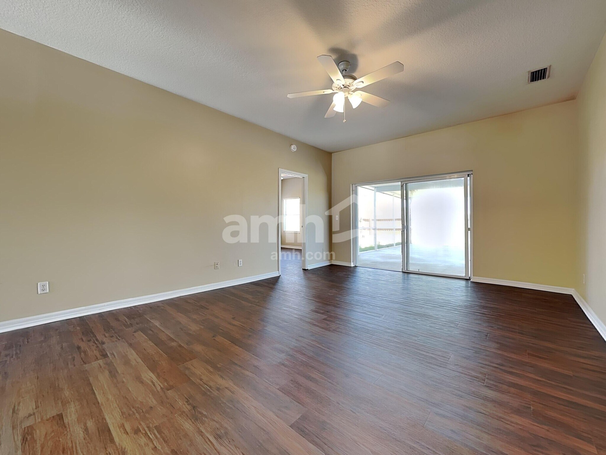 Building Photo - 10814 Peppersong Dr