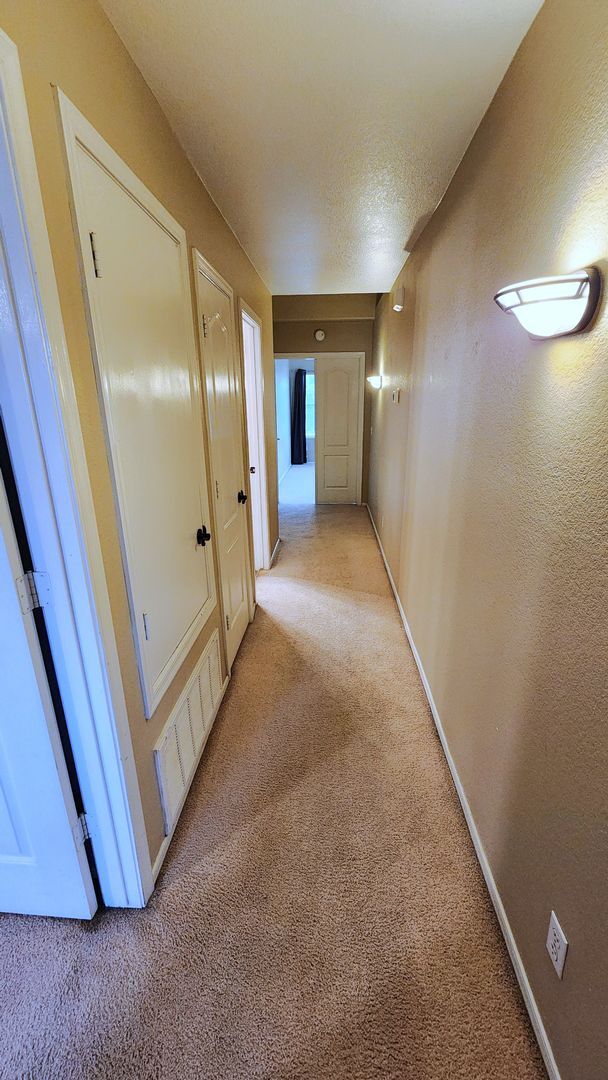 Building Photo - 3 Bedroom + Office Home in the Vineyards Community Near W Germann Rd and S Dobson Rd!