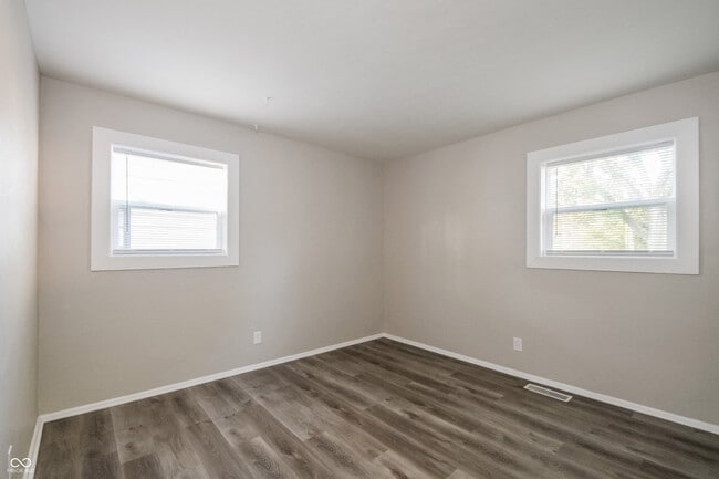 Building Photo - 4769 N Mitchner Ave