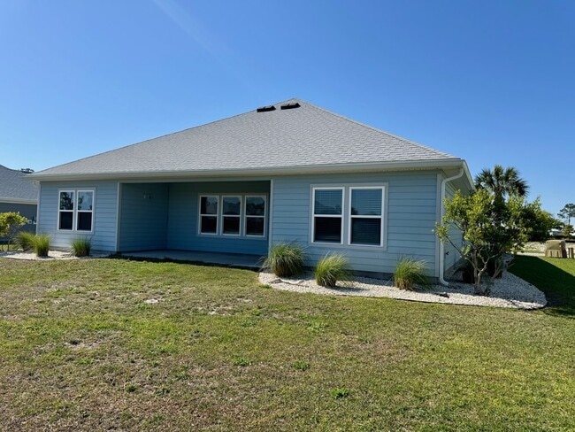 Building Photo - 145 Sandyshore Ct