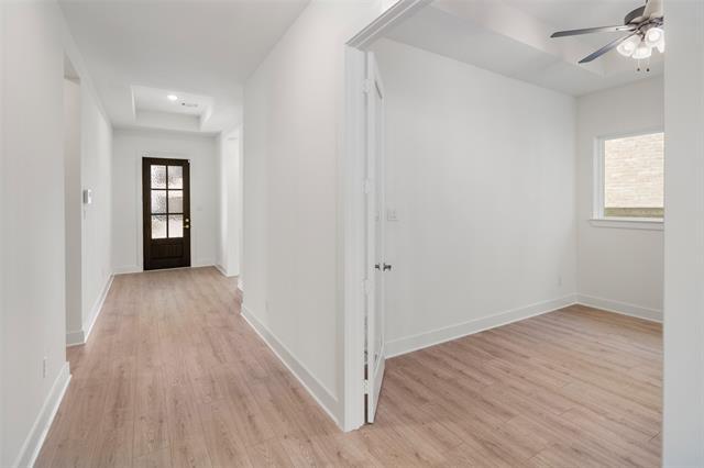 Building Photo - 3500 Mescalbean Dr