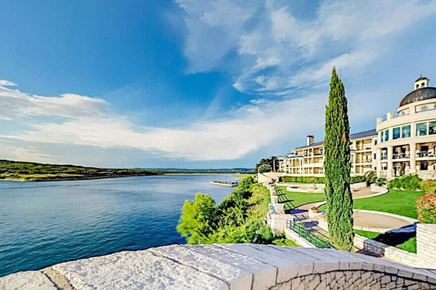 Building Photo - 3308 Parliament Cove