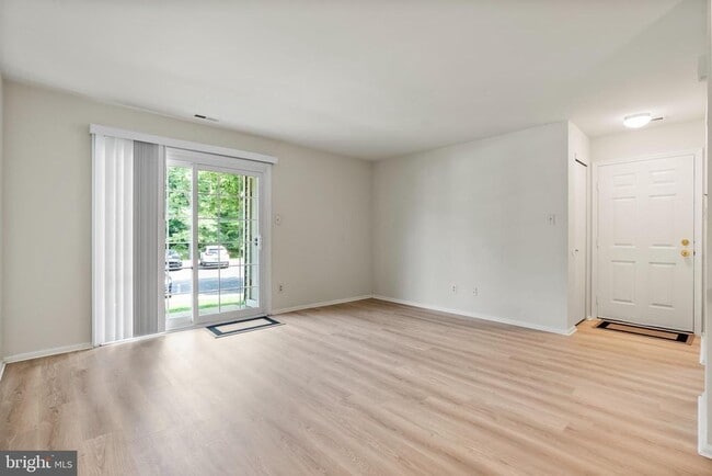 Building Photo - 1201A Ralston Dr