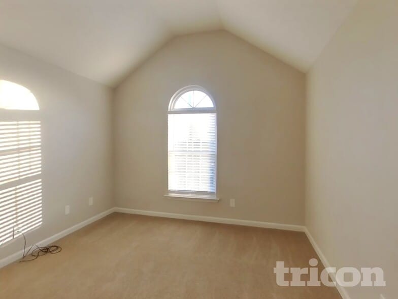 Building Photo - 2103 Academy Way