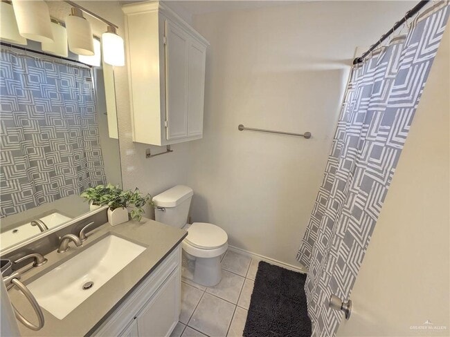 Building Photo - 15 Ashley Pl