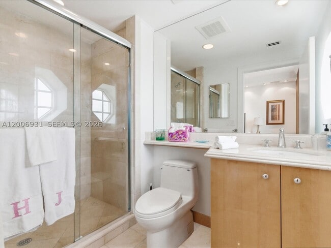 Building Photo - 17875 Collins Ave